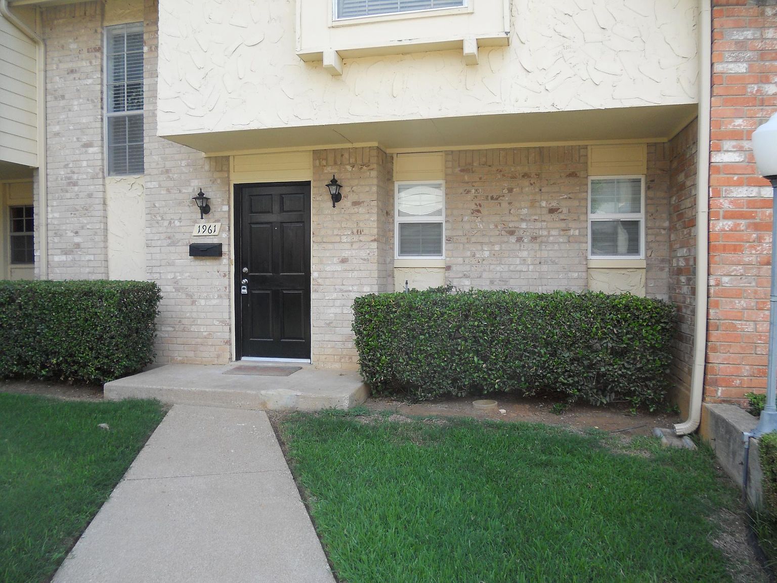 1961 Shorewood Dr, Grapevine, TX 76051 Zillow