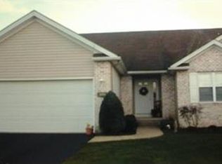 2018 Fox Chase Ct, Mineral Ridge, OH 44440