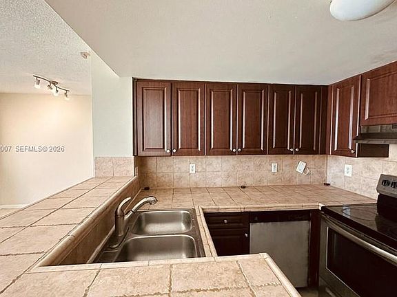 4th image of 1727 Village Blvd APT 102