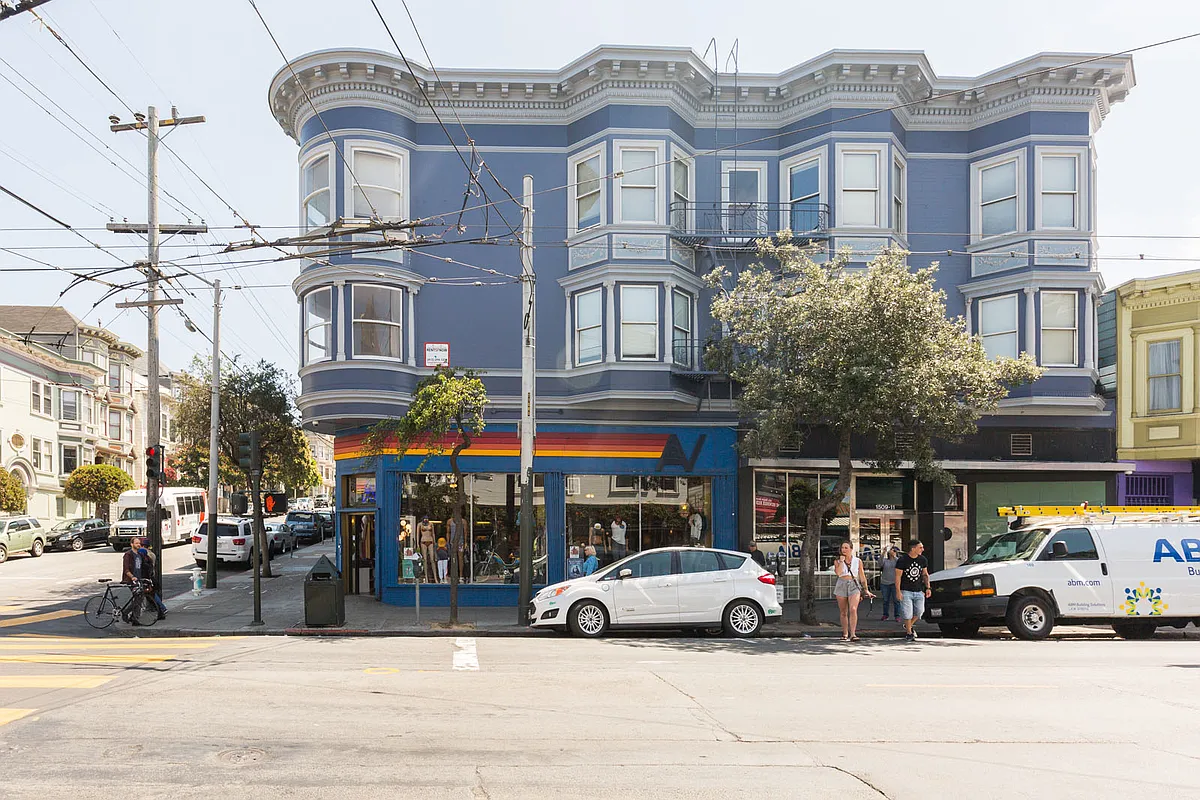 Building Photo - 609 Ashbury Apartments
