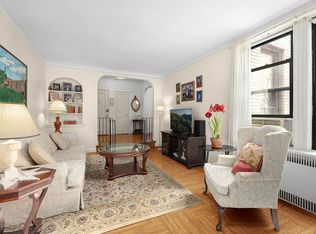 225 W 25th St APT 3G, New York, NY