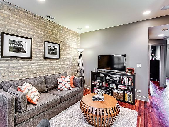 5th image of 4438 N Damen Ave APT 2E