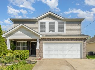 1126 Geneil Ln, La Vergne, TN 37086