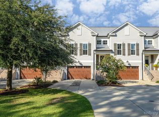 76 Landing Rd, Pawleys Island, SC 29585