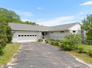 39 Case Rd, Winthrop, ME 04364