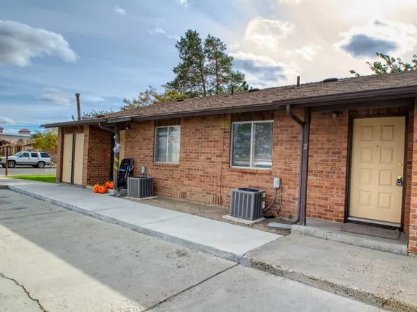 360 Jill Ct #6, Fernley, NV 89408
