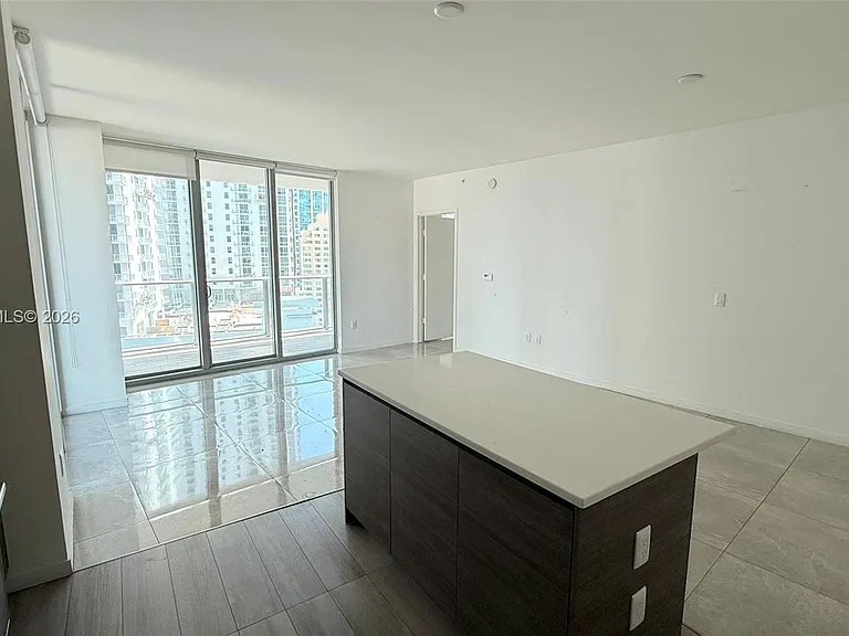 1100 S Miami Ave #1710 — Photo 7