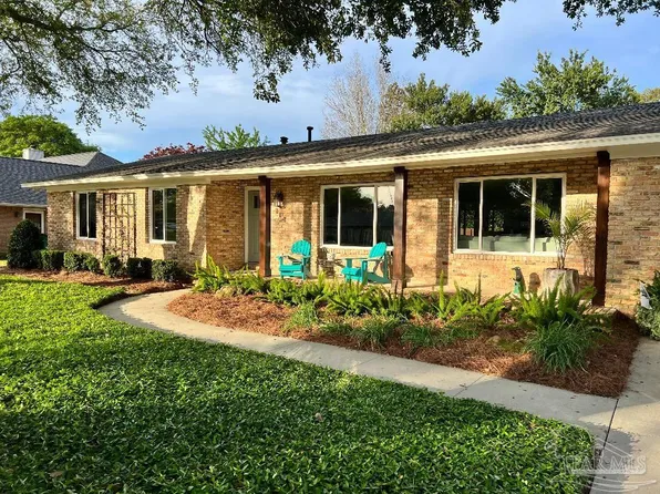 314 Valencia St, Gulf Breeze, FL 32561