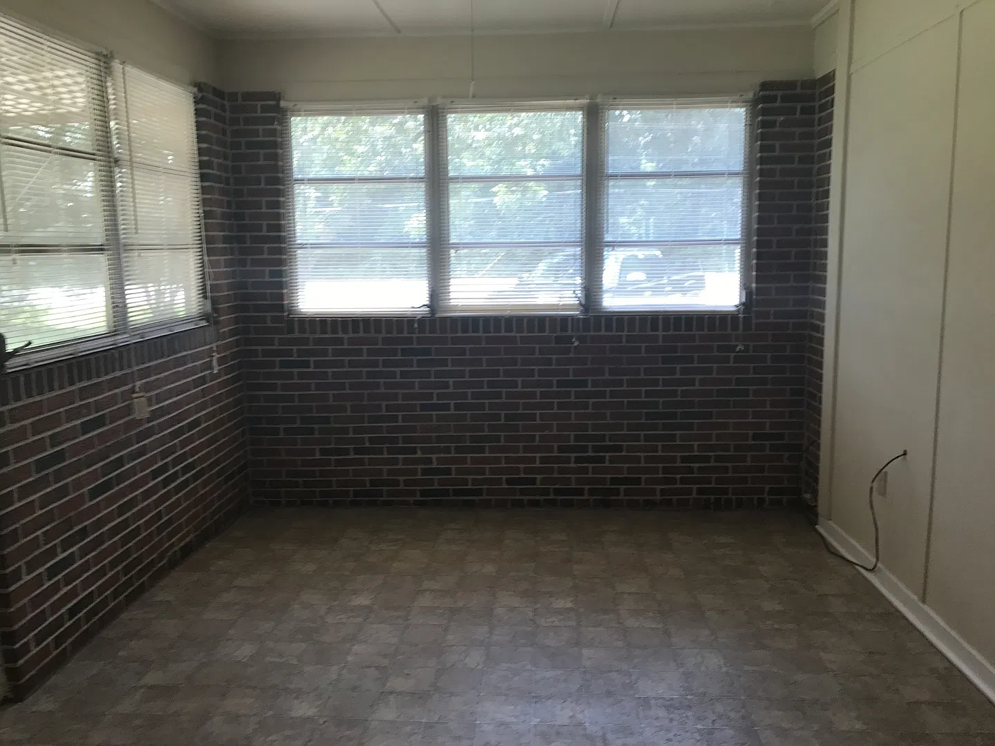 Cute 3 Bedroom in Millbrook! — Photo 4