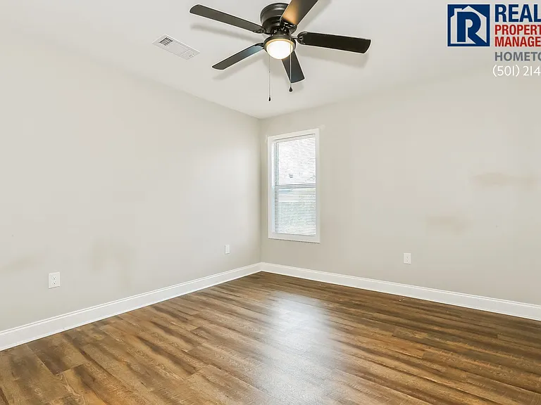 873 Jane Dr — Photo 25