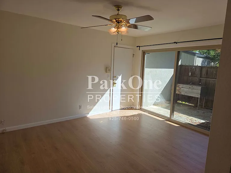 1817 Holland Dr — Photo 6