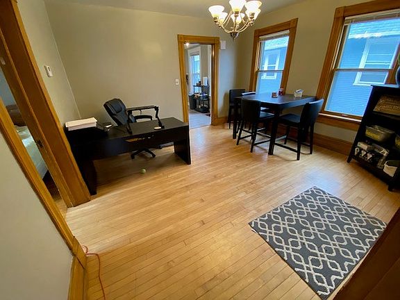 5th image of 1834 N Warren Ave #1