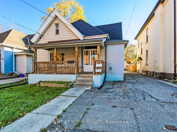 106 High St #1, London, ON N6C 4K1