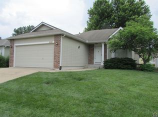 3591 SW Willow Brook Ln, Topeka, KS 66614