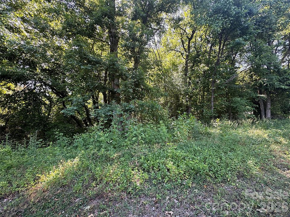 2nd image of 0 Tanglewood Dr