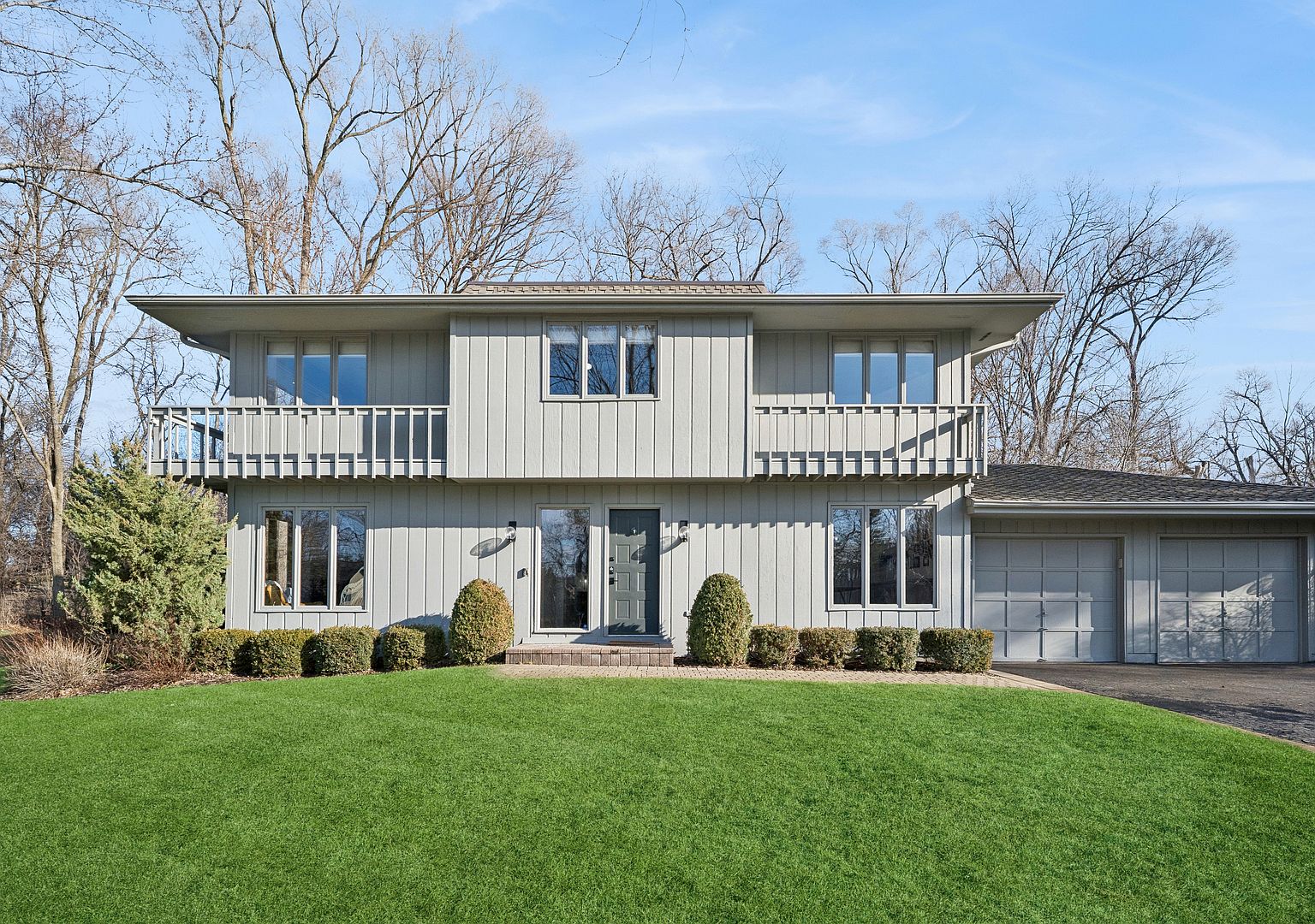 9620 Fox Shores Dr, Algonquin, IL 60102 | Zillow