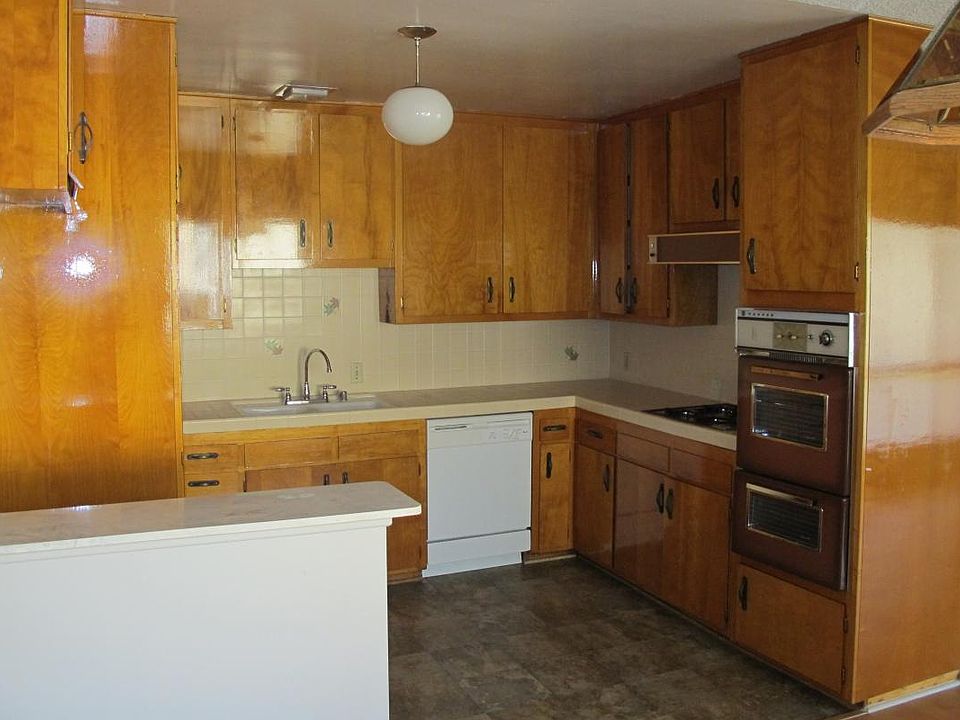 1st image of 227 N Kenwood St APT 9