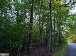 801 Clear Spring Rd, Great Falls, VA 22066