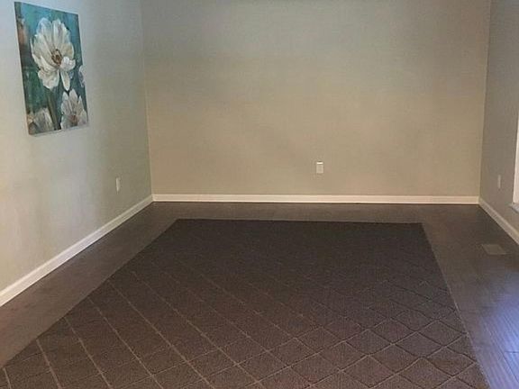 5th image of 805 Indian Springs Rd
