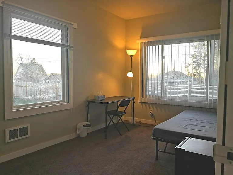 516 N 1st St — Photo 5