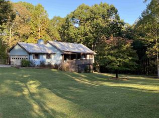 1069 Country Club Rd, Newnan, GA 30263