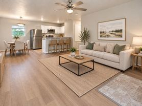 258 Plez Morgan Dr, Montgomery, TX