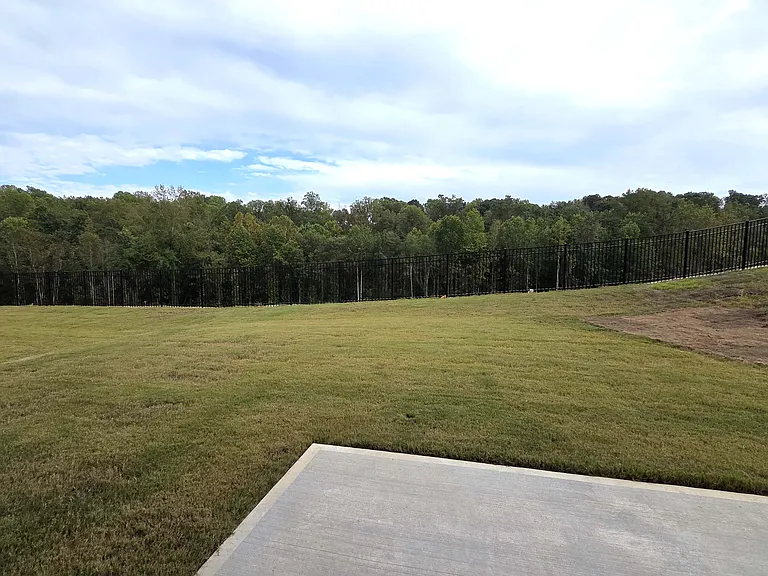 541 Cozy Bluff Rd — Photo 31