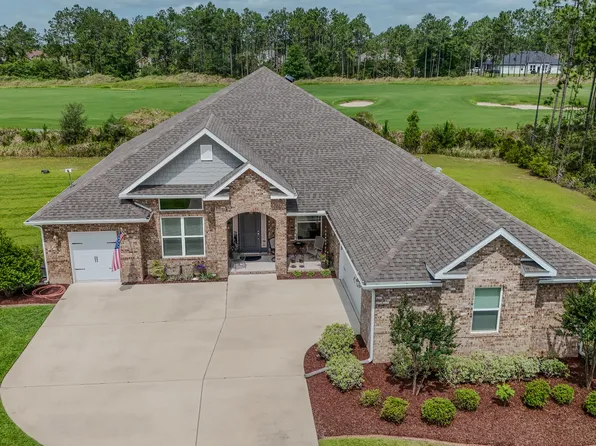 132 Gulf Pines Ct, Freeport, FL 32439