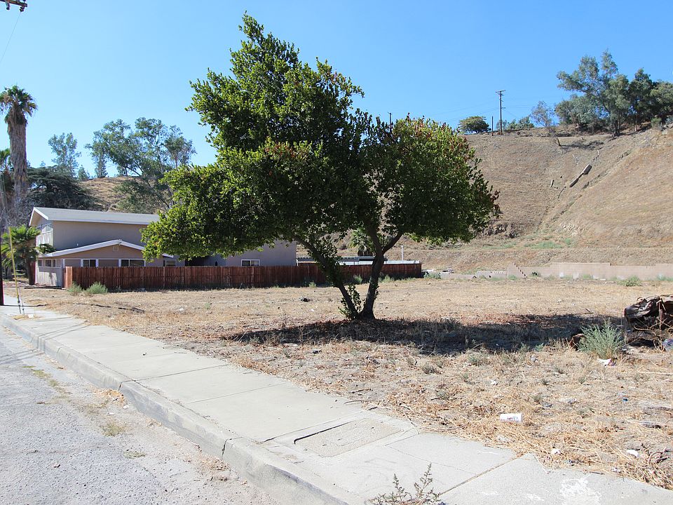 1st image of 1396 Hillside Dr