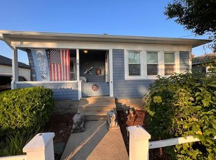 18 Myrock Ave, Waterford, CT 06385