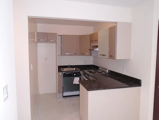 Rented by 18 REALTY | media 17