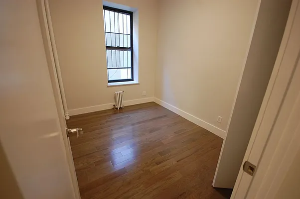 Rented by REAL New York | media 2