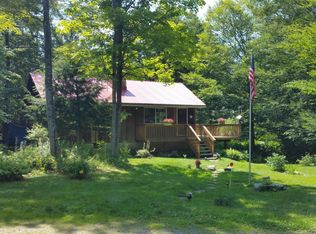 40 Black Bear Trl, Equinunk, PA 18417