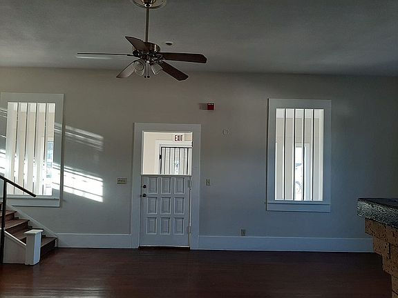 3rd image of 1351 Washington Blvd