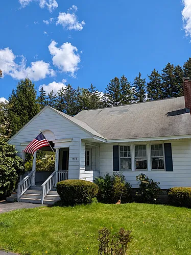 1450 Baker Ave Photo 1