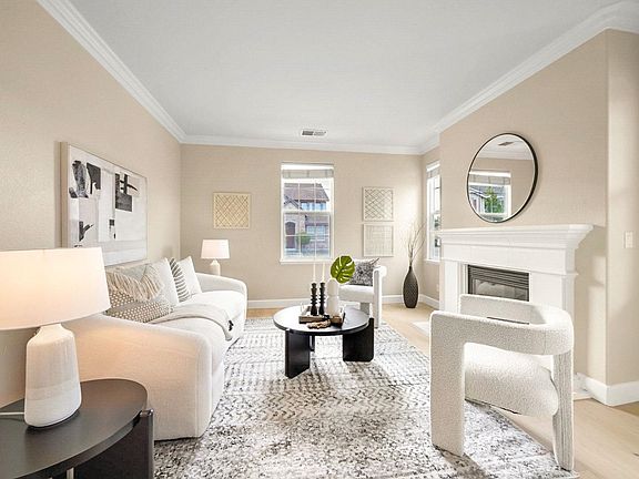 5th image of 2705 Salisbury Way