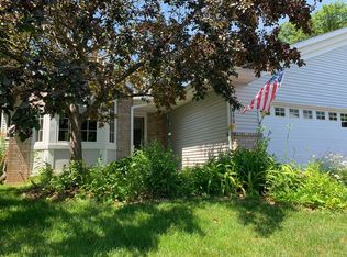 1611 Maple Manors Ct, Mound, MN 55364