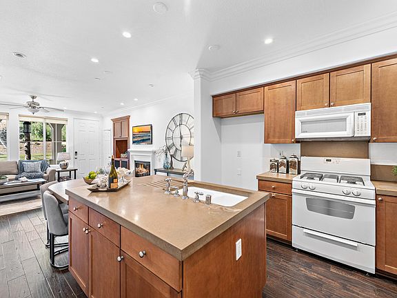 5th image of 59 Quartz Ln