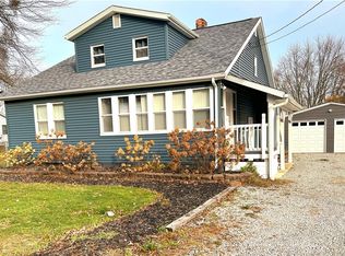 1098 Martin Rd, Mogadore, OH 44260