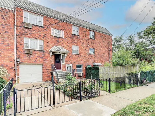 58-43 74th Street, Middle Village, NY 11379
