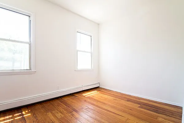 Rented by EXR | media 15