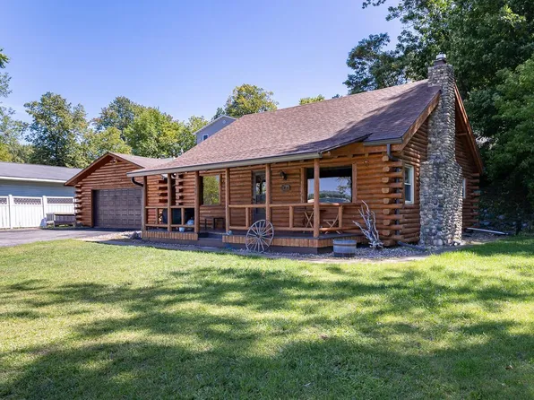 406 STATE HIGHWAY 22, Cecil, WI 54111