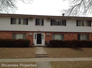 1924 Grove St APT 11, Oshkosh, WI 54901