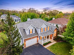 5791 Providence Dr, Hoffman Estates, IL 60192
