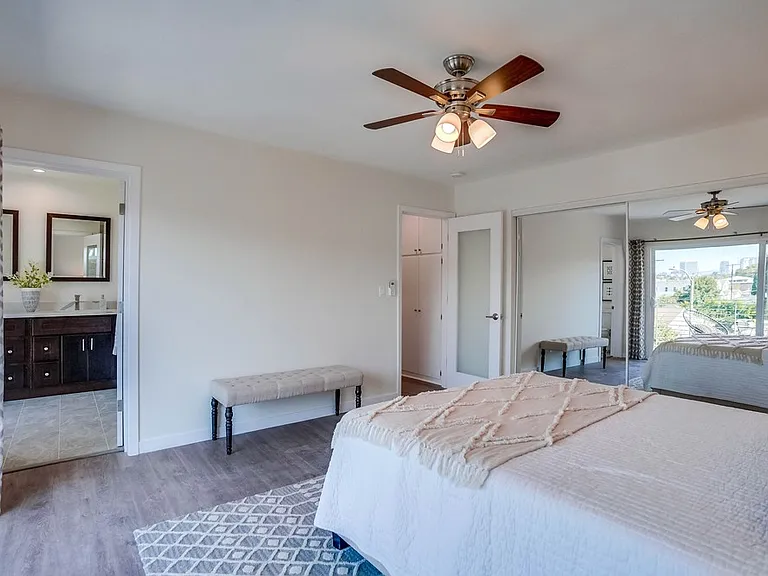 2330 S Corning St — Photo 29