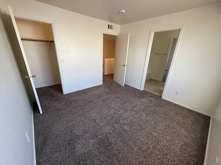 8133 Autumn Star Ave — Photo 16
