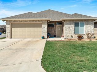 744 N Thornton Ct, Wichita, KS 67235