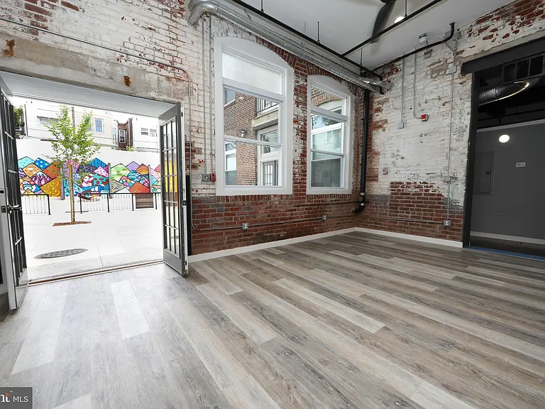 3450 J St #124 — Photo 8