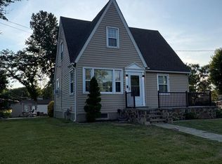 192 Kugler Ave, Carneys Pt, NJ 08069