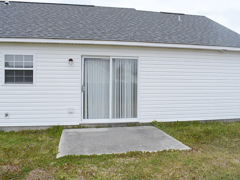 2500 Hawes Ct — Photo 23